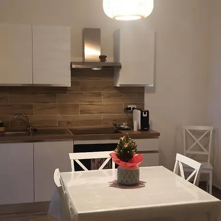 Jlenia 아파트 시스테르나 디 라티나