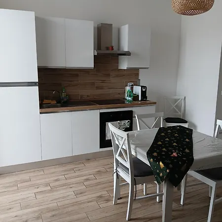 Jlenia Apartamento Cisterna di Latina